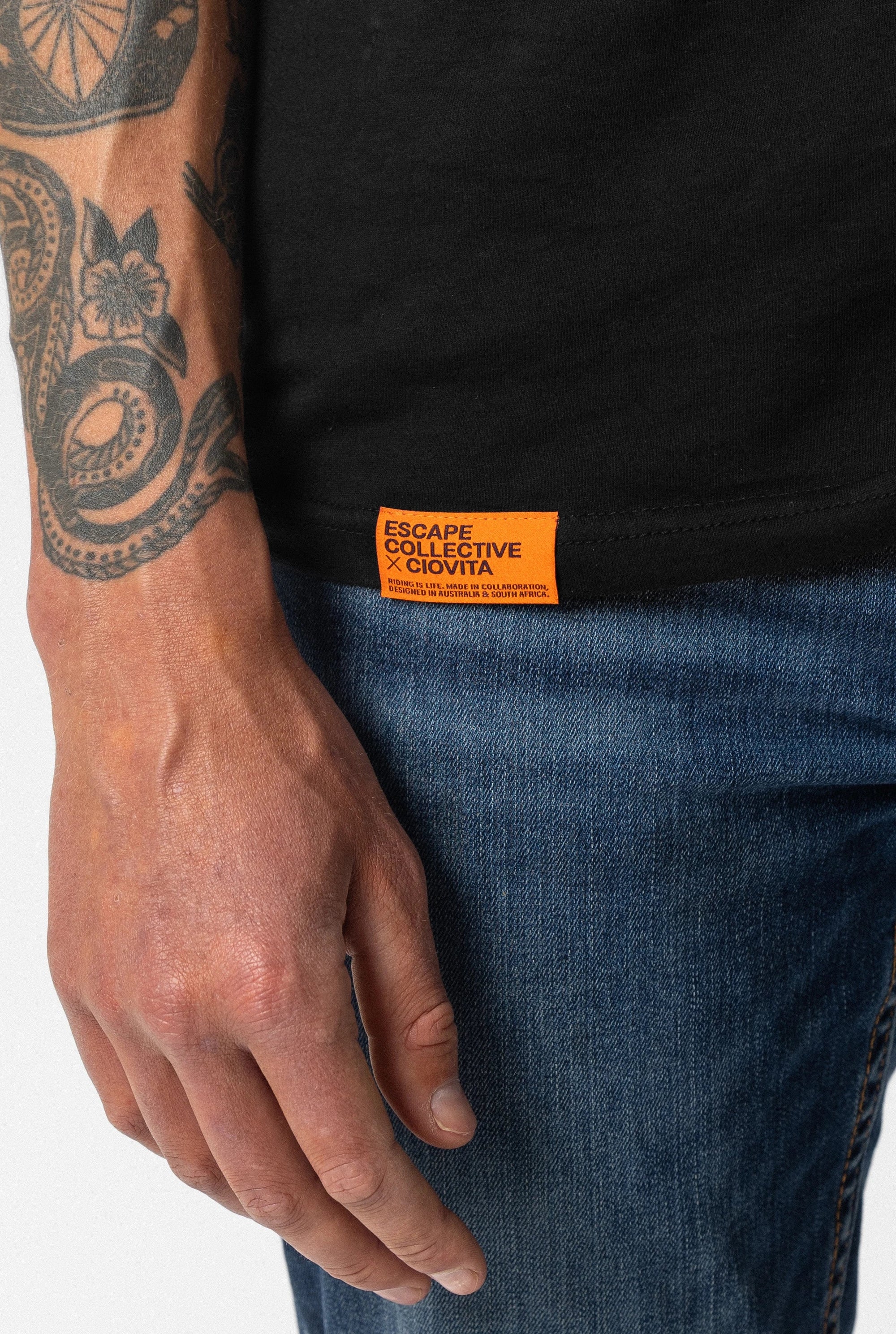 Unisex Escape Collective T Shirt (Logo)