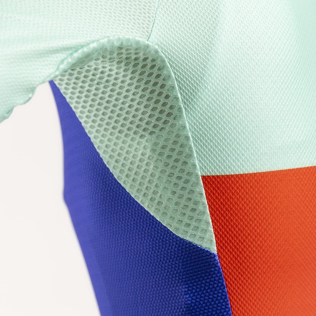 Women&#39;s Vivace Flyweight Jersey