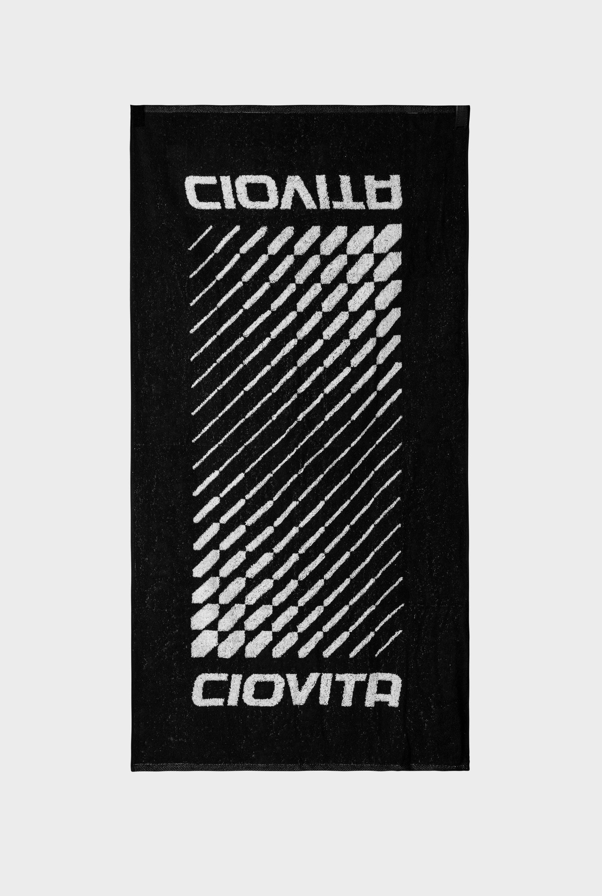 Essential Core Towel