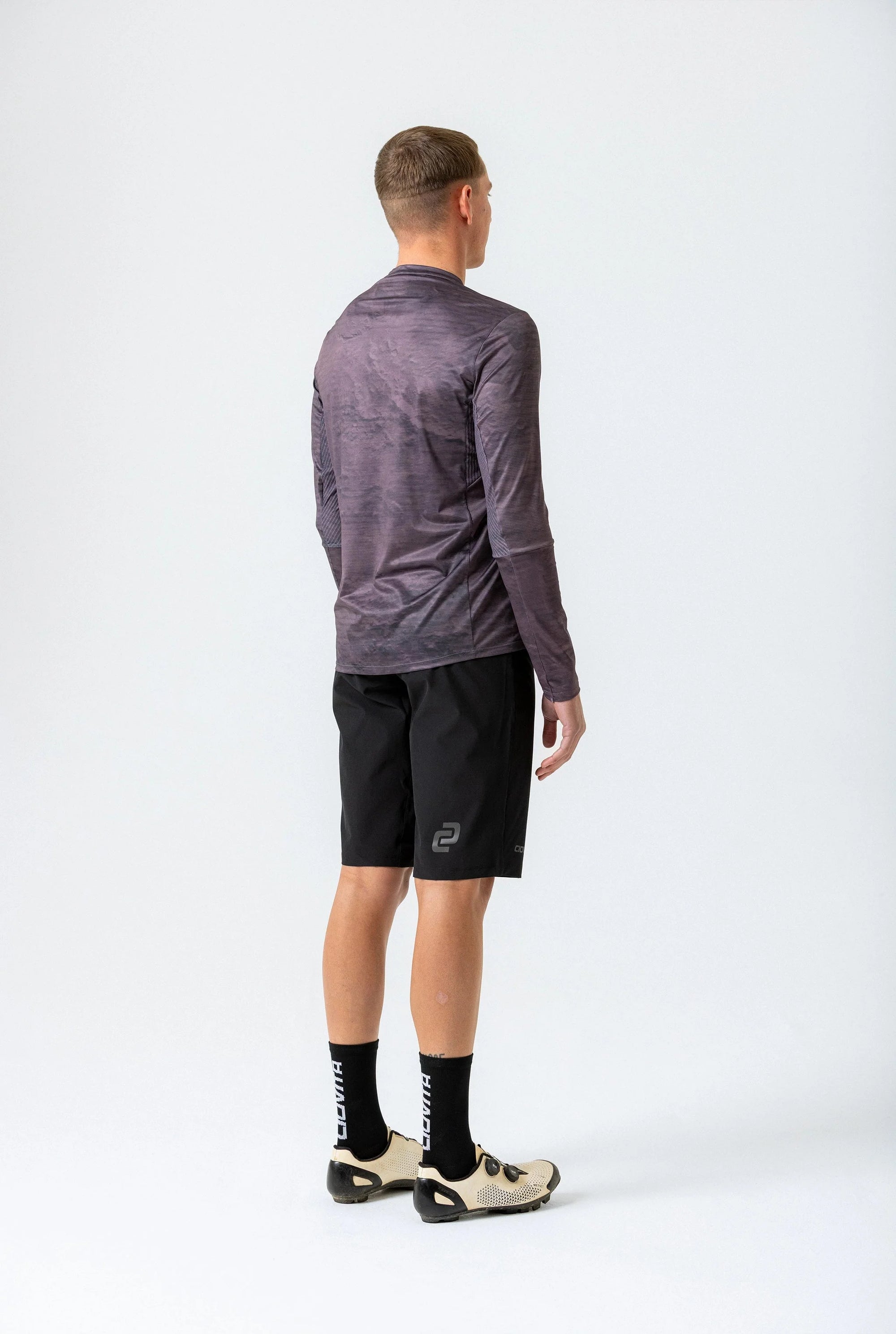 Men's AE Long Sleeve Trail Tee (Coffee)