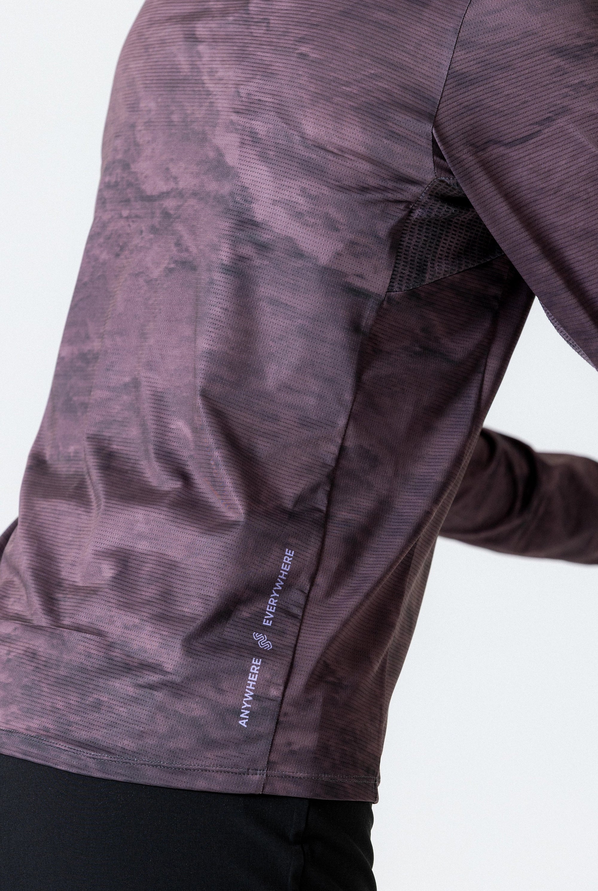 Women's AE Long Sleeve Trail Tee (Coffee)